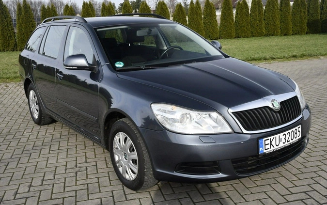 Skoda Octavia cena 24900 przebieg: 230000, rok produkcji 2009 z Koło małe 466